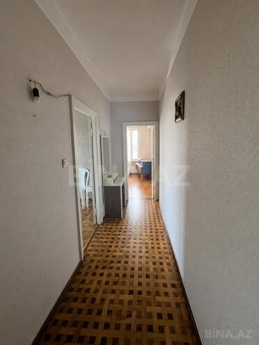 Satılır 2 otaqlı köhnə tikili 75 m², Bakıxanov q., photo 6 from 18