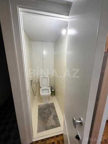 Satılır 2 otaqlı köhnə tikili 75 m², Bakıxanov q., photo 15 from 18