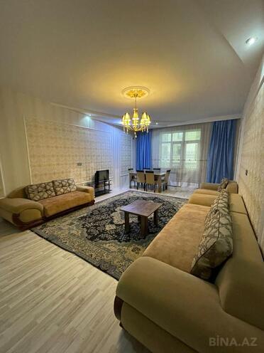 Сдаётся 4-комн. новостройка 190 м², Насиминский  р., photo 1 from 21