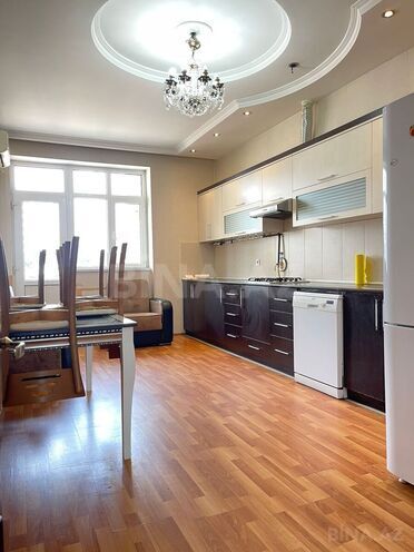 İcarəyə verilir 3 otaqlı yeni tikili 130 m², Nizami m., photo 25 from 29