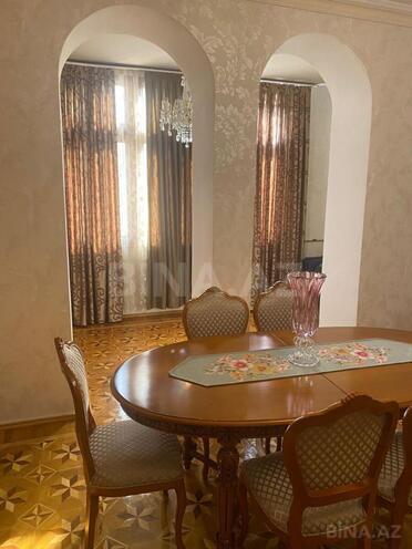 Satılır 2 otaqlı köhnə tikili 78 m², Nəsimi r., photo 5 from 10