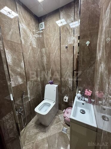 Продаётся 4-комн. вторичка 110 м², м. Низами, photo 12 from 14