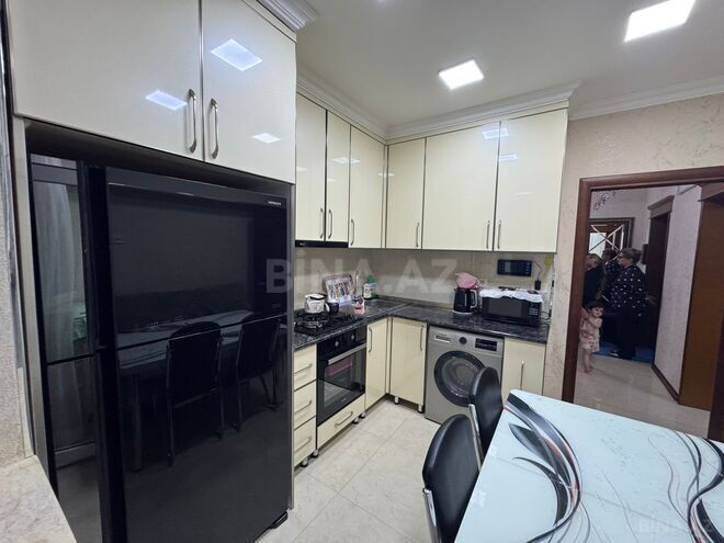 Продаётся 4-комн. вторичка 110 м², м. Низами, photo 9 from 14