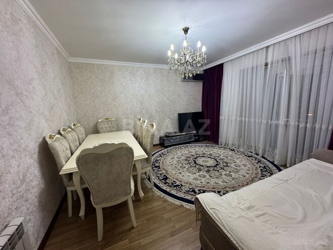Продаётся 4-комн. вторичка 110 м², м. Низами, photo 3 from 14