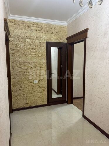 Продаётся 4-комн. вторичка 110 м², м. Низами, photo 11 from 14