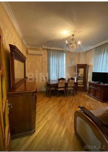 Сдаётся 2-комн. новостройка 70 м², м. Иншаатчылар, photo 1 from 8