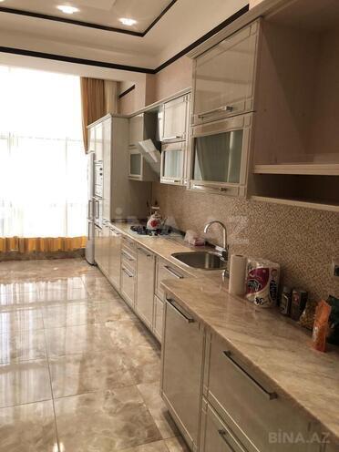 İcarəyə verilir 2 otaqlı yeni tikili 70 m², 28 May m., photo 3 from 17