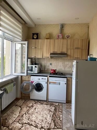 Продаётся 2-комн. вторичка 42 м², м. Элмляр Академиясы, photo 8 from 10