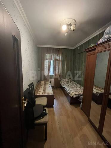 Сдаётся 3-комн. вторичка 70 м², м. 20 января, photo 7 from 15