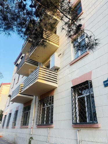 Satılır 3 otaqlı köhnə tikili 80 m², Qara Qarayev m., photo 13 from 14