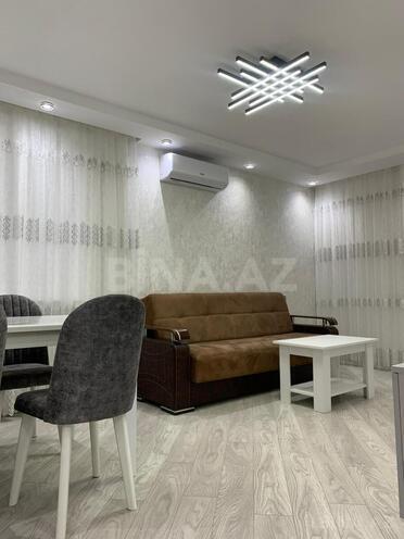 Сдаётся 2-комн. вторичка 40 м², м. Кара Караев, photo 1 from 13
