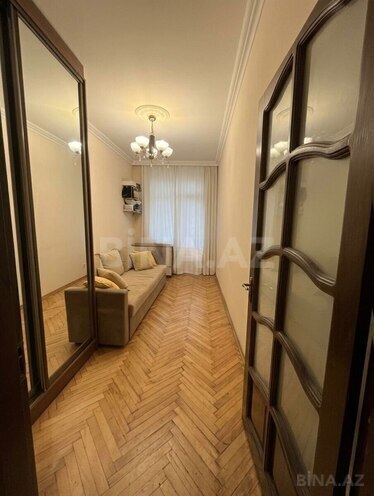 Продаётся 3-комн. вторичка 92 м², м. Гянджлик, photo 4 from 7