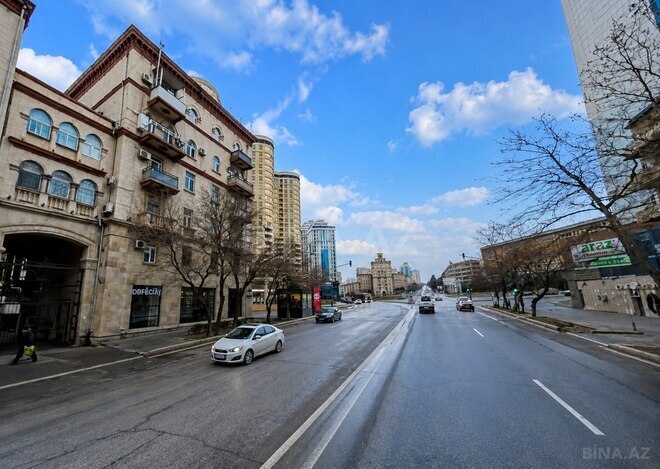 Satılır 3 otaqlı köhnə tikili 100 m², Nizami m., photo 1 from 17