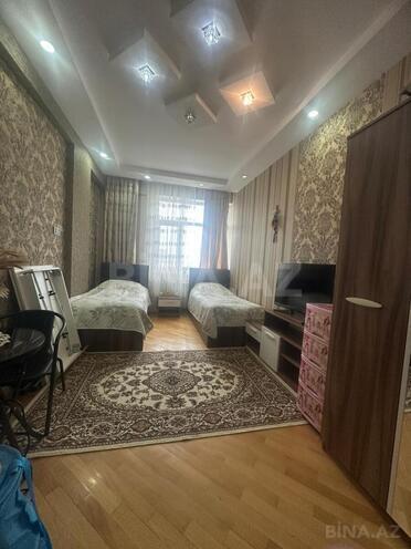 Продаётся 3-комн. новостройка 115 м², м. Нефтчиляр, photo 10 from 32