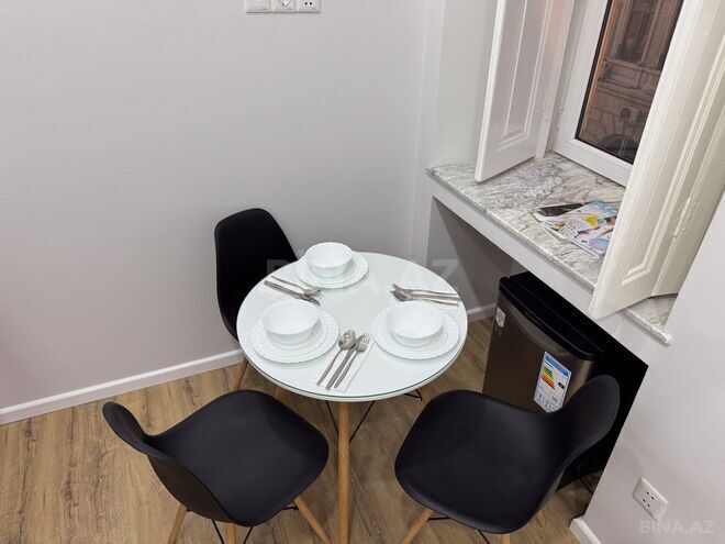 İcarəyə verilir 2 otaqlı köhnə tikili 40 m², Sahil m., photo 9 from 32