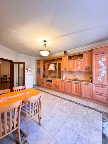 Продаётся 4-комн. новостройка 230 м², м. Низами, photo 7 from 19
