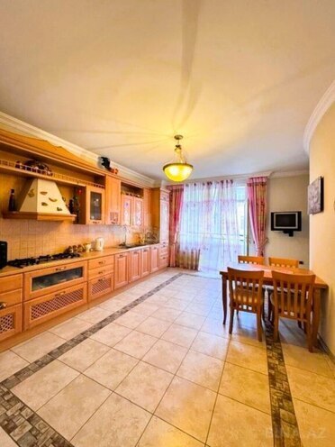 Продаётся 4-комн. новостройка 230 м², м. Низами, photo 5 from 19