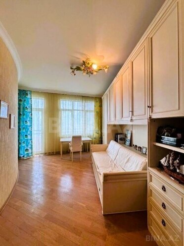 Продаётся 4-комн. новостройка 230 м², м. Низами, photo 10 from 19