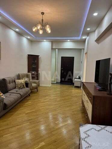İcarəyə verilir 2 otaqlı yeni tikili 85 m², 28 May m., photo 3 from 10
