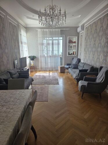 Satılır 8 otaqlı həyət evi/bağ evi 480 m², Nəsimi m., photo 4 from 20
