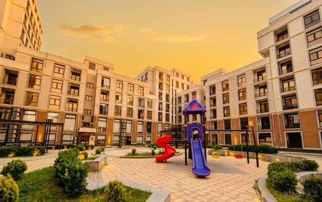 Продаётся 4-комн. новостройка 150 м², Насиминский  р., photo 1 from 19