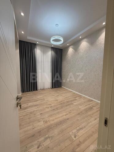 Продаётся 2-комн. новостройка 67 м², м. Низами, photo 1 from 9