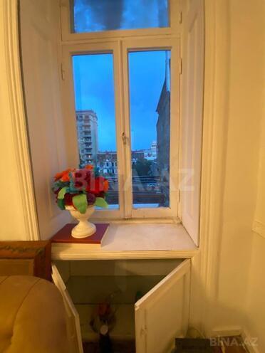 İcarəyə verilir 3 otaqlı köhnə tikili 90 m², Sahil m., photo 12 from 23