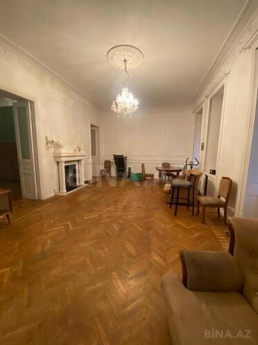 İcarəyə verilir 3 otaqlı köhnə tikili 90 m², Sahil m., photo 3 from 23