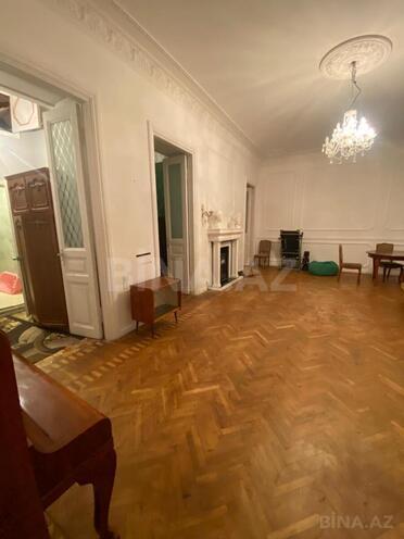 İcarəyə verilir 3 otaqlı köhnə tikili 90 m², Sahil m., photo 5 from 23