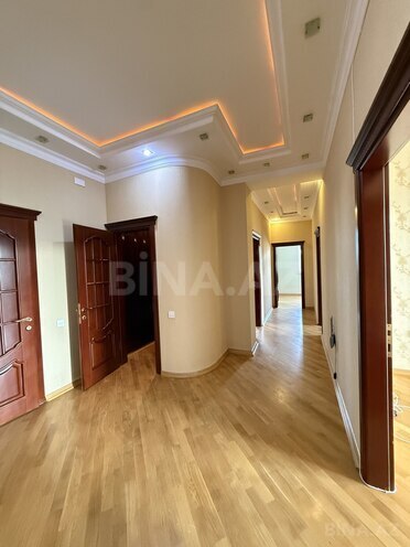 İcarəyə verilir 3 otaqlı yeni tikili 135 m², Nizami m., photo 3 from 32