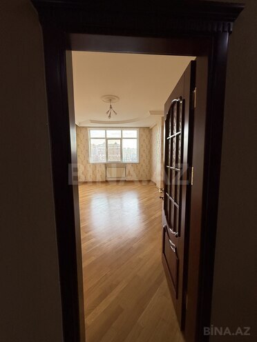 İcarəyə verilir 3 otaqlı yeni tikili 135 m², Nizami m., photo 4 from 32