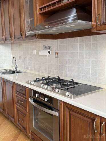 İcarəyə verilir 3 otaqlı yeni tikili 135 m², Nizami m., photo 21 from 32