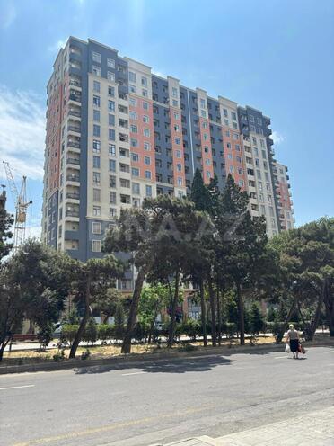 Продаётся 3-комн. новостройка 62.2 м², м. Кара Караев, photo 1 from 18