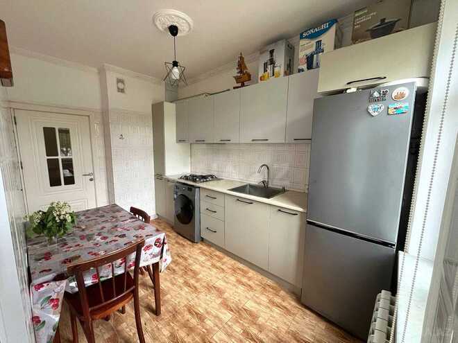 Продаётся 3-комн. вторичка 74 м², Абшеронcкий  р., photo 3 from 13