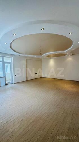 Продаётся 3-комн. новостройка 195 м², Ясамальский р., photo 3 from 12
