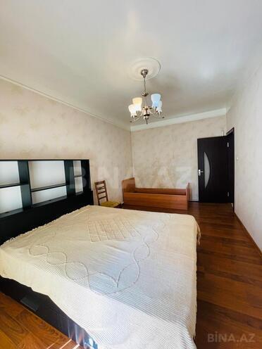 İcarəyə verilir 4 otaqlı köhnə tikili 110 m², İnşaatçılar m., photo 8 from 29