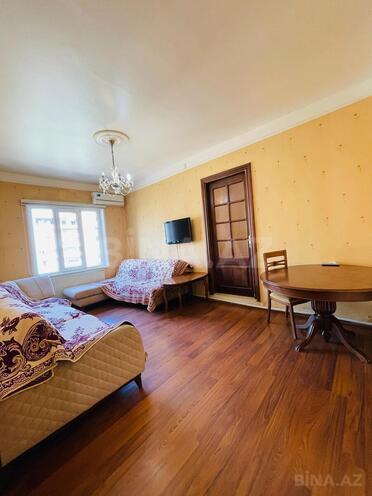 İcarəyə verilir 4 otaqlı köhnə tikili 110 m², İnşaatçılar m., photo 3 from 29