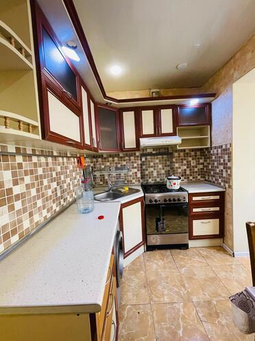 İcarəyə verilir 4 otaqlı köhnə tikili 110 m², İnşaatçılar m., photo 13 from 29