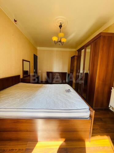 İcarəyə verilir 4 otaqlı köhnə tikili 110 m², İnşaatçılar m., photo 15 from 29