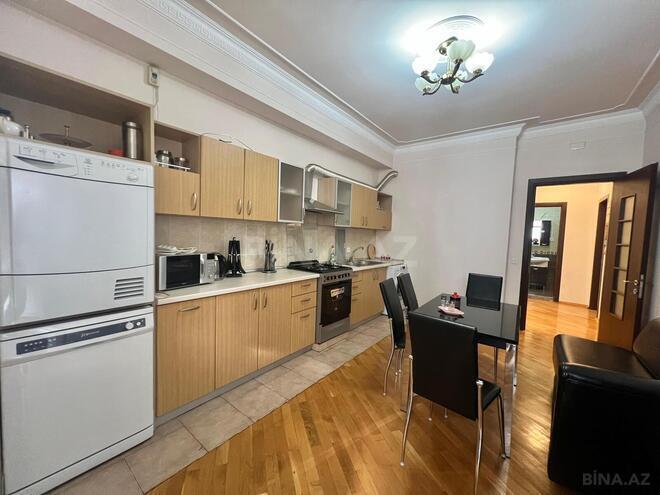 Сдаётся 3-комн. новостройка 115 м², м. Элмляр Академиясы, photo 11 from 23