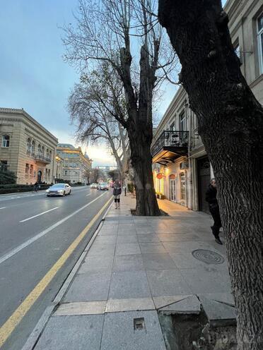 Продаётся  объект 35 м², м. Ичеришехер, photo 1 from 10