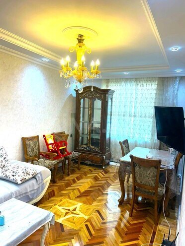 Satılır 3 otaqlı köhnə tikili 70 m², Yeni Günəşli q., photo 3 from 21
