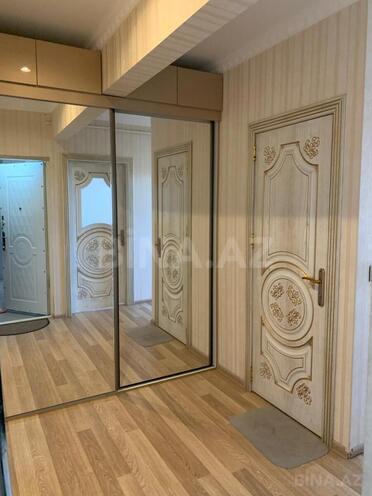 Продаётся 2-комн. вторичка 65 м², м. Халглар Достлугу, photo 8 from 17