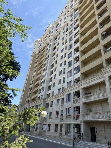 Продаётся 2-комн. новостройка 60 м², м. Иншаатчылар, photo 1 from 19