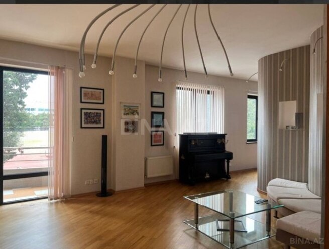 Продаётся 3-комн. новостройка 115 м², м. Гянджлик, photo 1 from 17
