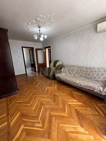 Сдаётся 3-комн. вторичка 70 м², м. Сахил, photo 1 from 9