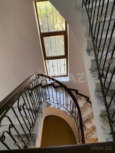 Satılır 9 otaqlı həyət evi/bağ evi 360 m², Novxanı q., photo 10 from 15