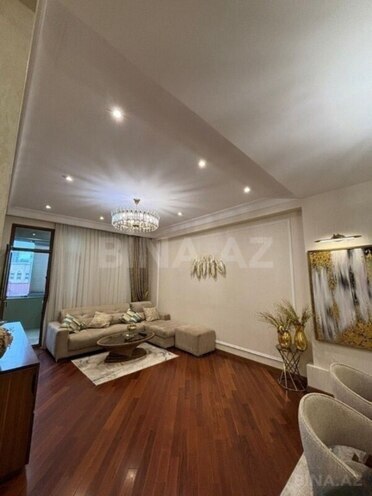 Продаётся 3-комн. новостройка 105 м², м. Бакмил, photo 1 from 10