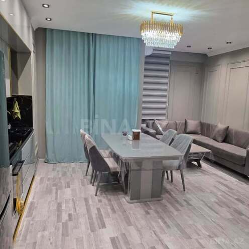 Сдаётся 2-комн. вторичка 70 м², м. Нариман Нариманов, photo 1 from 8