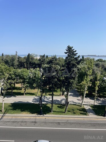 İcarəyə verilir 3 otaqlı köhnə tikili 80 m², Sahil m., photo 4 from 17